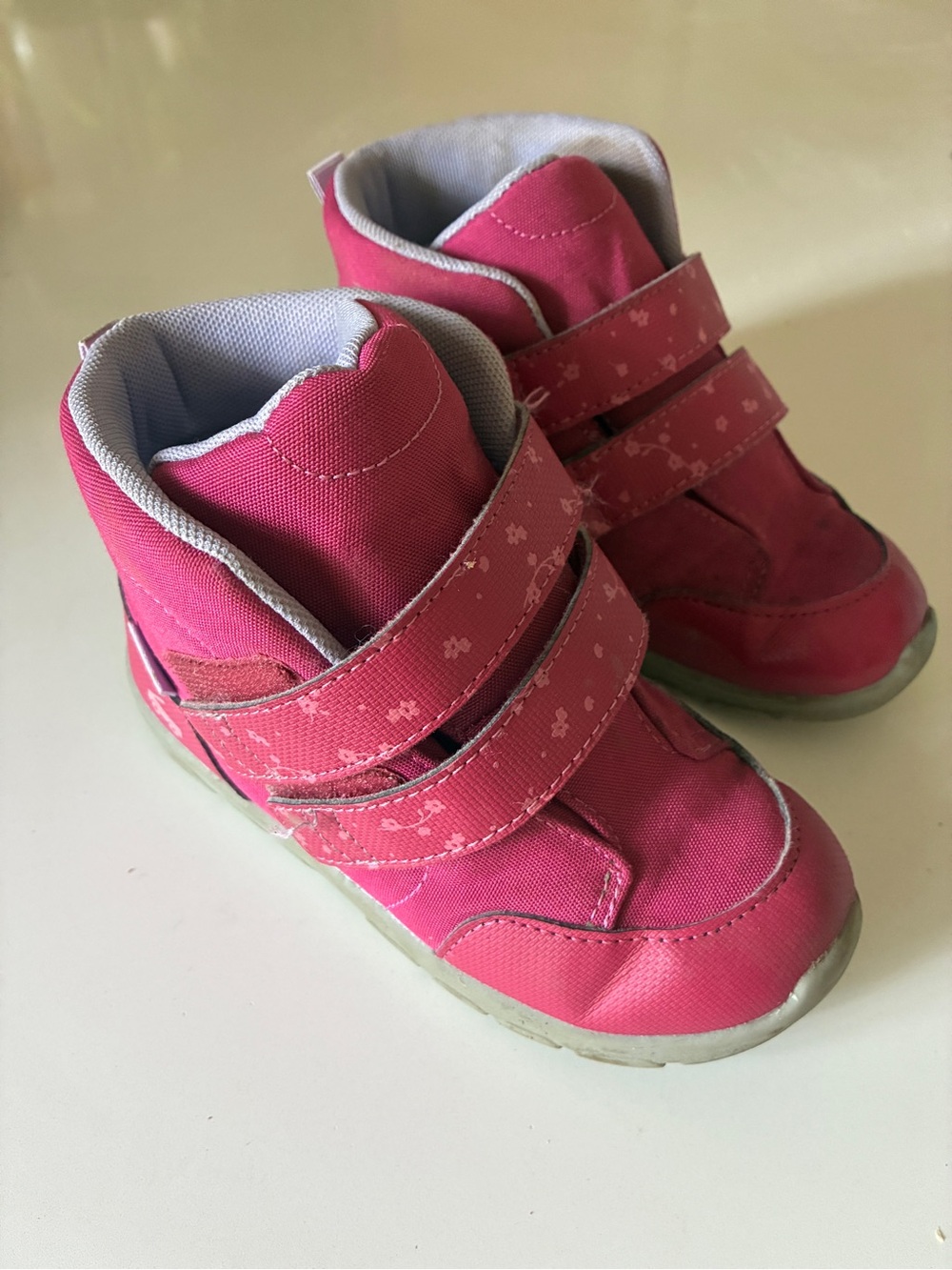 See Kai Run Skye Adapt Waterproof Shoes